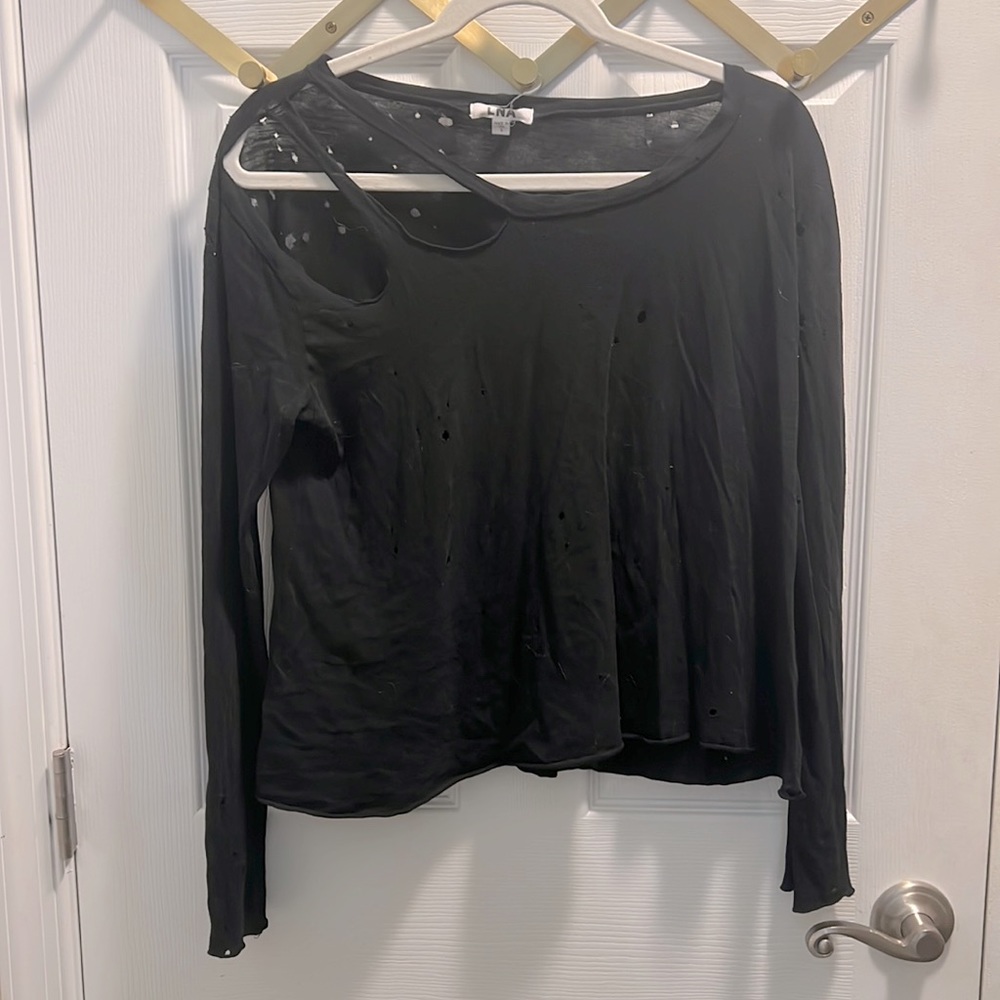 LNA distressed top